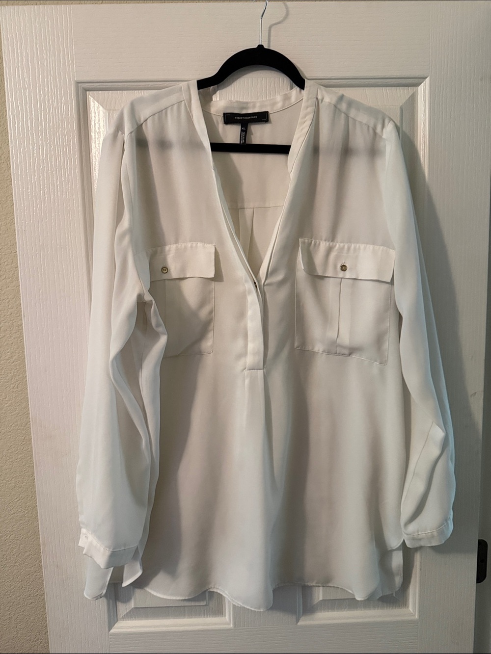 Robert Rodriguez White Split-Neck Blouse with Chest Pockets
